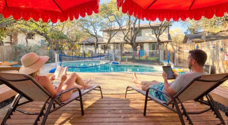 Lovely vacation home with pool | Suitable for remote work | Pet-friendly in San Antonio, TX