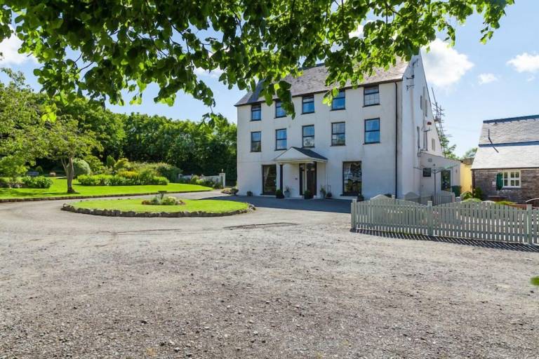 House  Haverfordwest