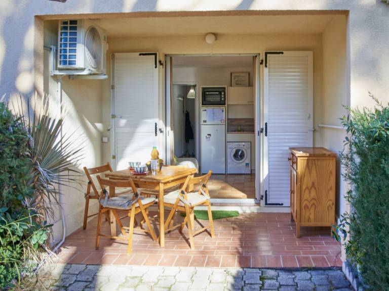 Apartment  Saint-Raphaël