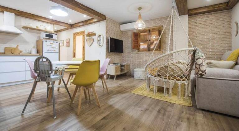 Pleasant apartment | Near Toledo Cathedral | Good for workation | Pets are welcome in Toledo