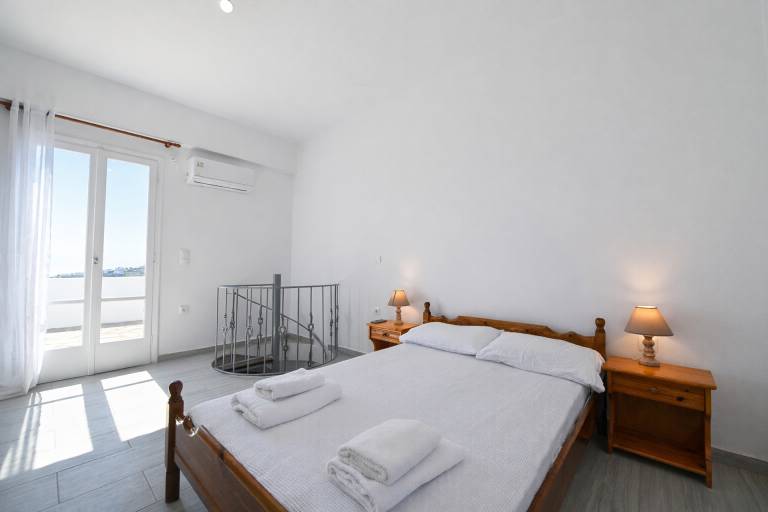 House | Beach view in Tinos