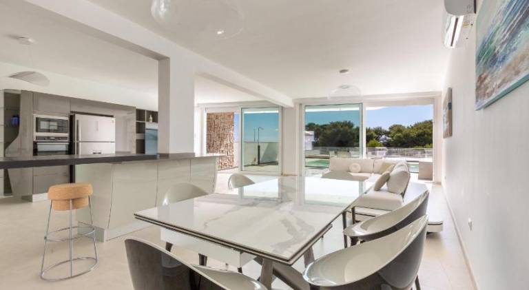 Villa with pool | Pet-friendly — photo 5