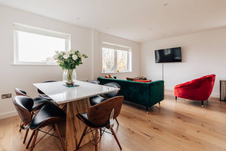 Family-friendly pleasant apartment with garden | Next to Royal Crescent | Garden view | Pet-friendly — photo 5