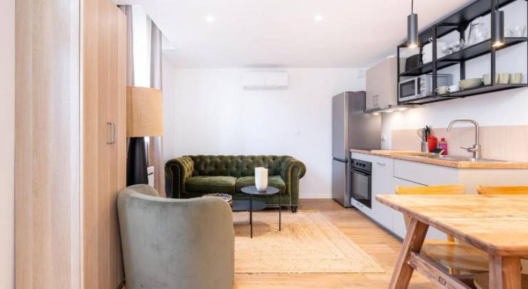 Holiday apartment with sauna, terrace & jacuzzi — photo 5