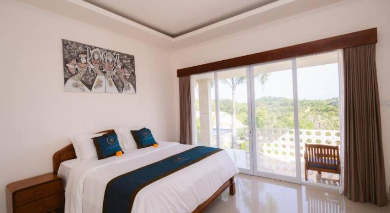Kelingking Paradise Suites Villa in Penida Island