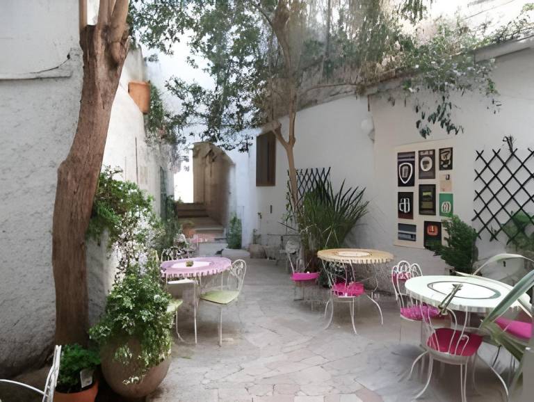 Hotel Central in Avignon