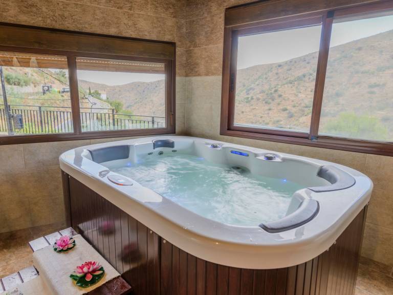 Beautiful vacation home with pool, grill & patio | Pet-friendly — photo 2