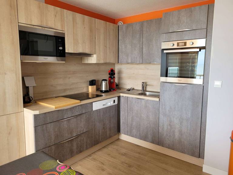 Apartment with 2 rooms for 6 persons — photo 2