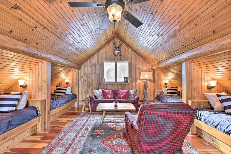 Cabin  New London Township