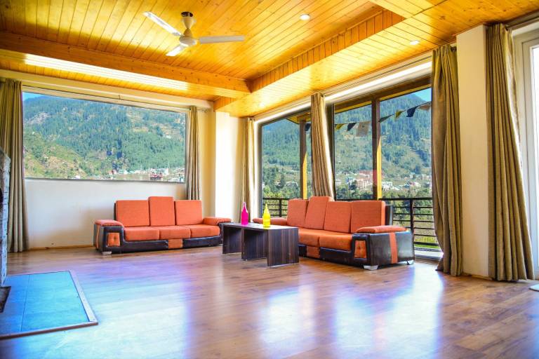 Pleasant villa with yard | Suitable for remote work | Pets allowed — photo 3