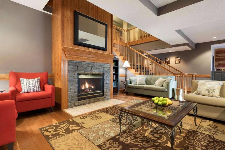 Country Inn & Suites by Radisson, Minneapolis/Shakopee — photo 2