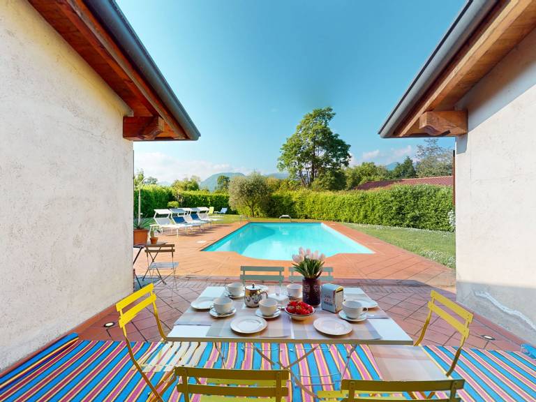 Ferienhaus mit Hund inParadiso, San Felice del Benaco Gardasee f&uuml;r max. 8 Personen