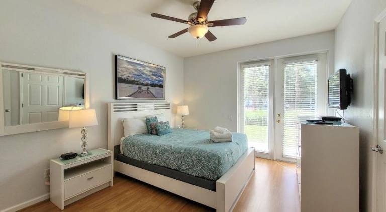 Wonderful vacation home with hot tub & pool | Pets allowed — photo 2