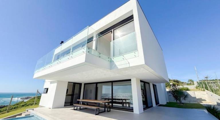 Villa with pool in Garopaba