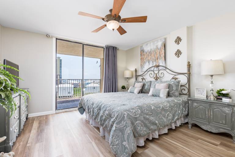 Compass Point 610 Dog Friendly Waterfront Pool Docks My Beach Getaways — photo 4