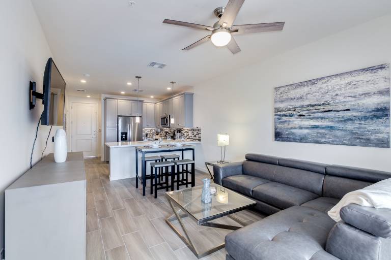 Condo with heated pool & jacuzzi | Mountain view in Chandler, AZ
