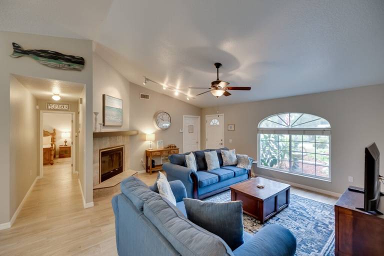 House DeLand