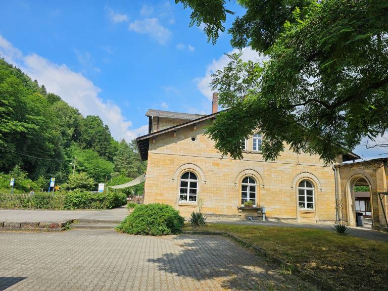Holiday apartment with BBQ, yard & fast internet | River view | Perfect for remote work — photo 3