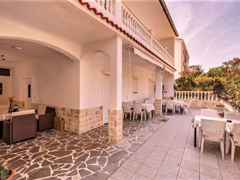 Apartment with grill, terrace & yard | Nature view — photo 4