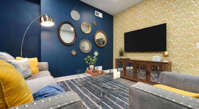 House | Perfect for remote work in Pittsburg, PA