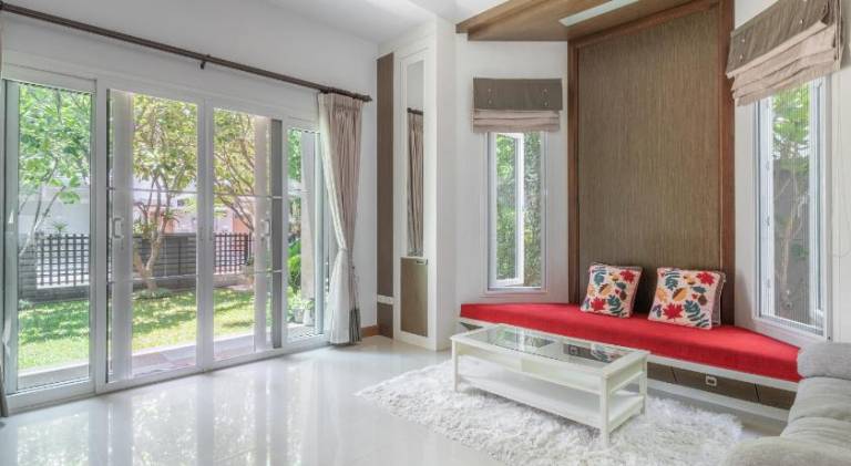 Villa with pool — photo 2