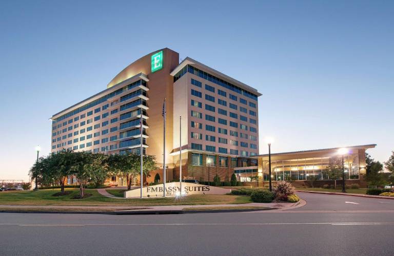 Embassy Suites by Hilton Huntsville — photo 2