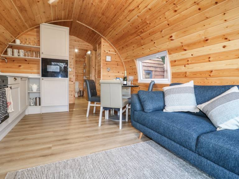 Cottage with garden & jacuzzi — photo 4