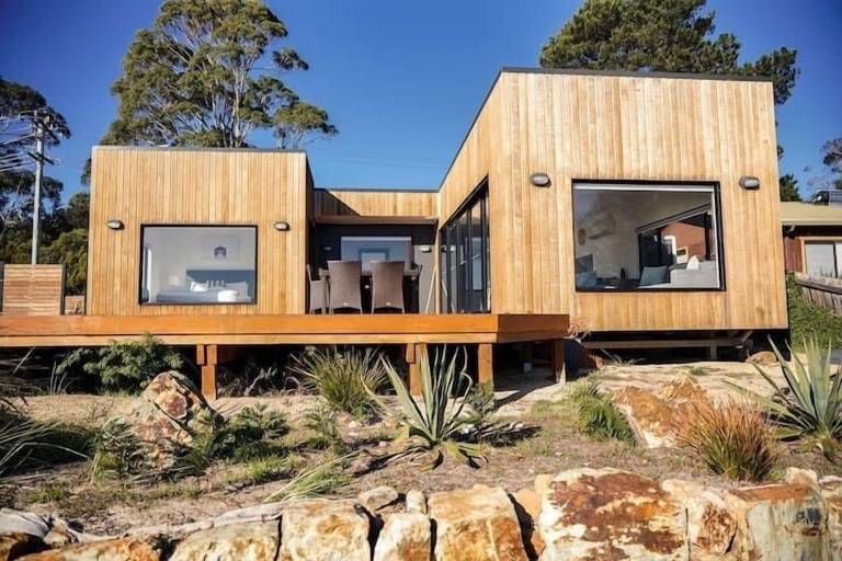 House Dennes Point