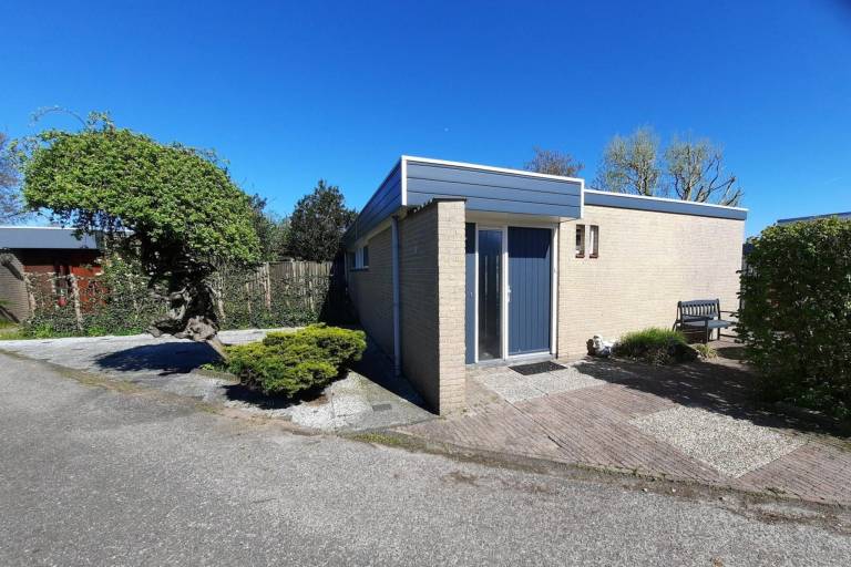 Ferienhaus mit Hund inSint Maartensvlotbrug, Petten Nordseeküste Holland f&uuml;r max. 5 Personen