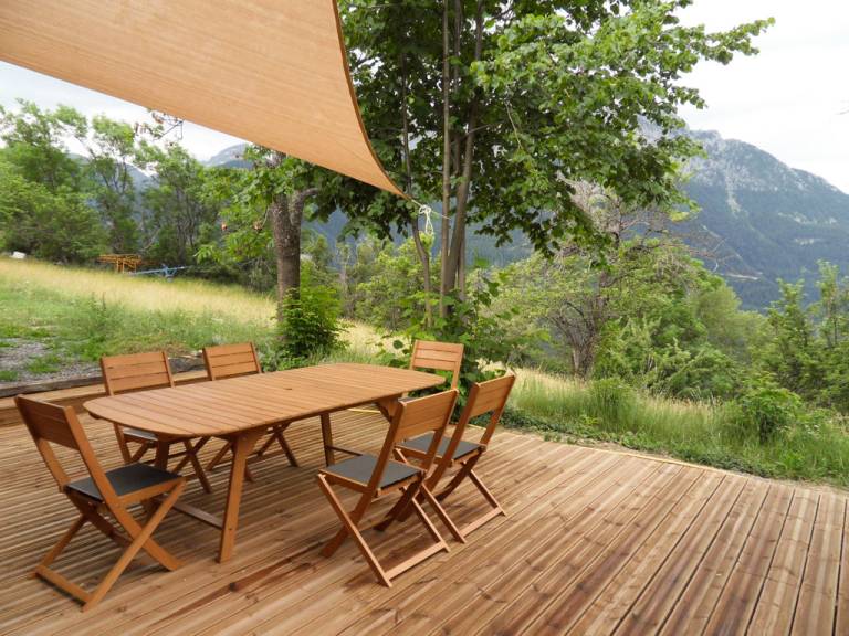 Gite with grill & patio — photo 2
