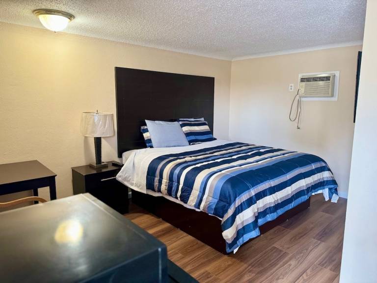 Motel Saginaw