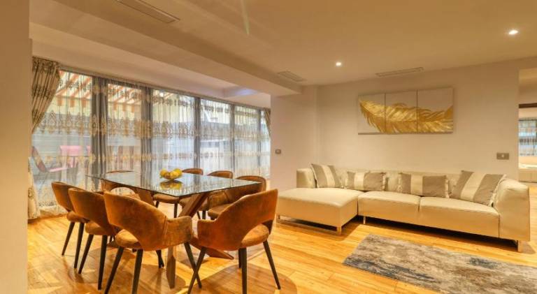Beautiful rental apartment with pool & jacuzzi | Pet-friendly — photo 5