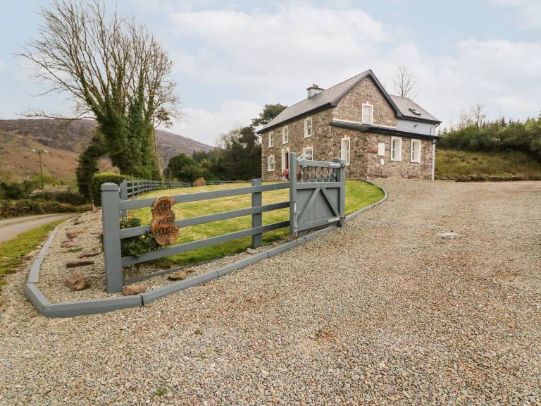 Cottage Dromneavane