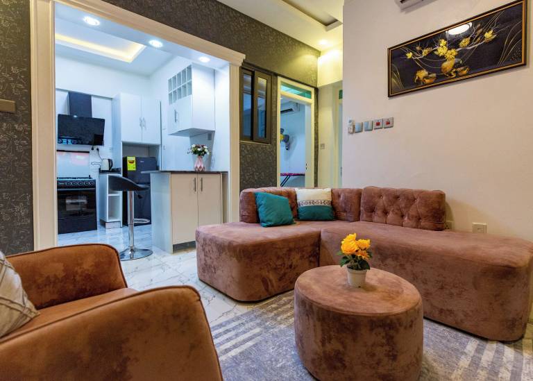 Apartment  Trohwe