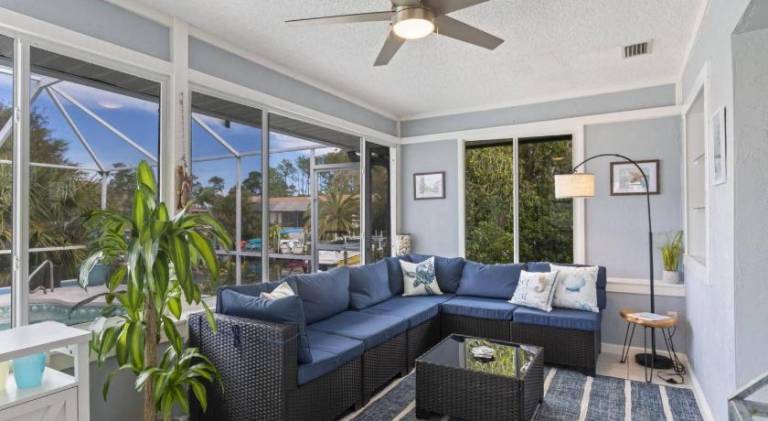 House with pool | Pet-friendly — photo 3