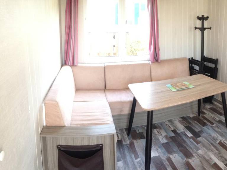 Mobile home with heated pool & patio — photo 5