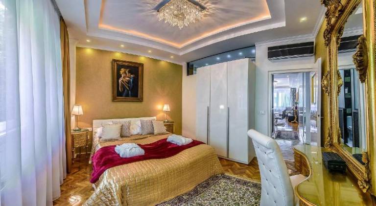 Nice apartment with patio | Next to Buda Castle | Pet-friendly in Budapest