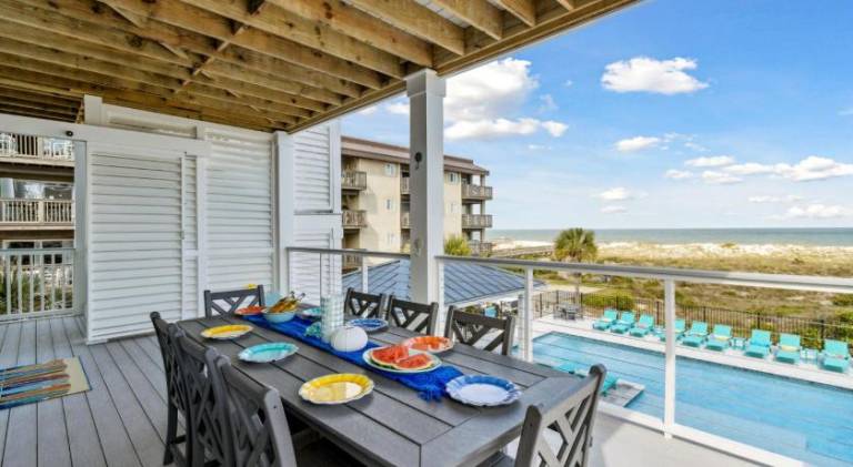 Ocean Lookout 2 - Heated Pool, Beachfront Deck, Stunning Ocean Views — photo 4
