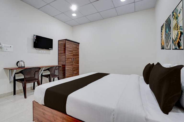 Hotel O The Hive Stay