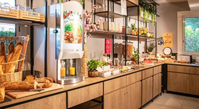Ibis Roquebrune Cap Martin — photo 3