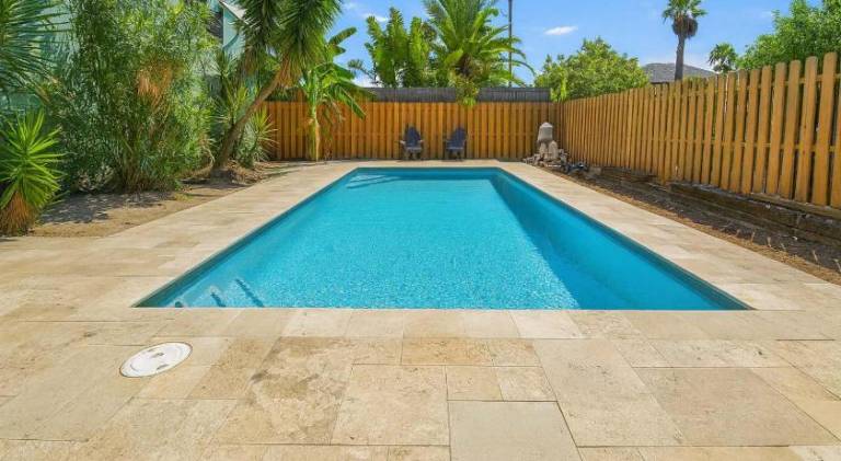 Bay View Great Deck Pool 2 levels & 3 bedr in South Padre Island, TX
