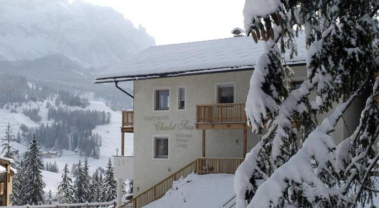Apartment with grill, sauna & yard in Badia