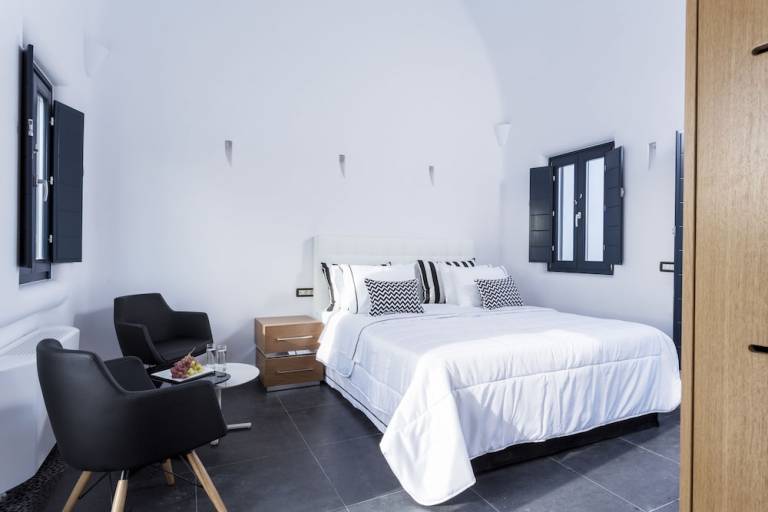 Accommodation  Santorini
