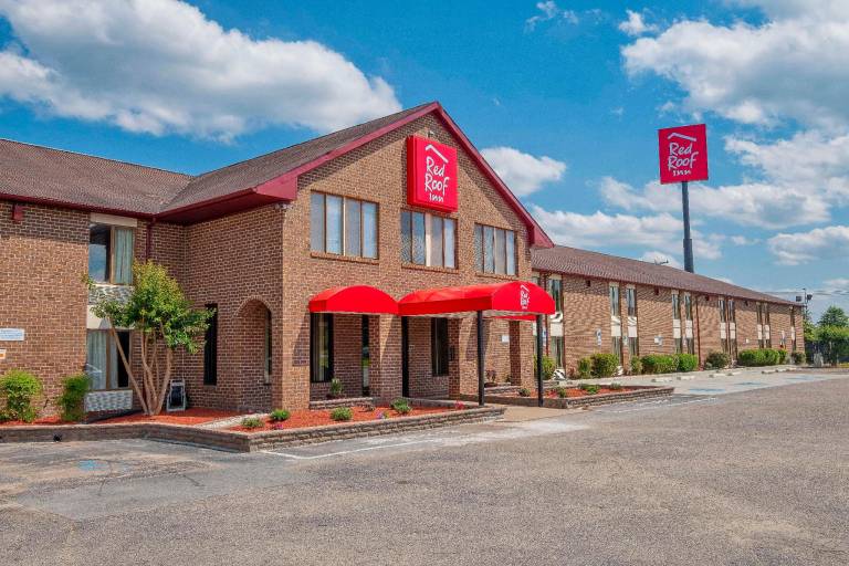 Red Roof Inn Roanoke Rapids in Roanoke Rapids, NC