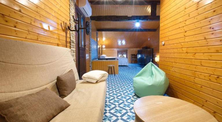 Beautiful house with grill, terrace & hot tub | Pets are welcome — photo 5