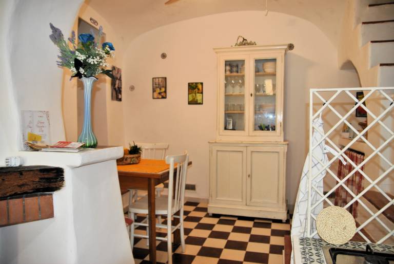 Family-friendly vacation home with grill, garden & terrace | Garden view | Pet-friendly — photo 4