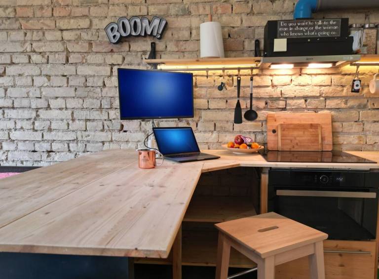 Simpletone02 -Excellent 4Work & Leisure SELF-CHECK in Vilnius