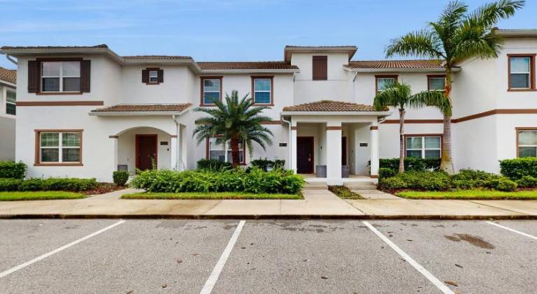 Vacation home with pool | Dogs allowed in Kissimmee, FL