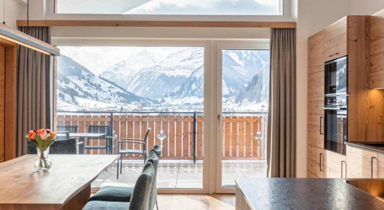 Big rental apartment with pool, terrace & sauna | Ski nearby | Pets allowed — photo 2