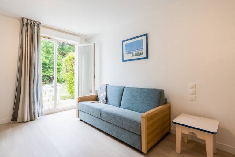 Wonderful holiday apartment with yard, terrace & pool | Pet-friendly — photo 4
